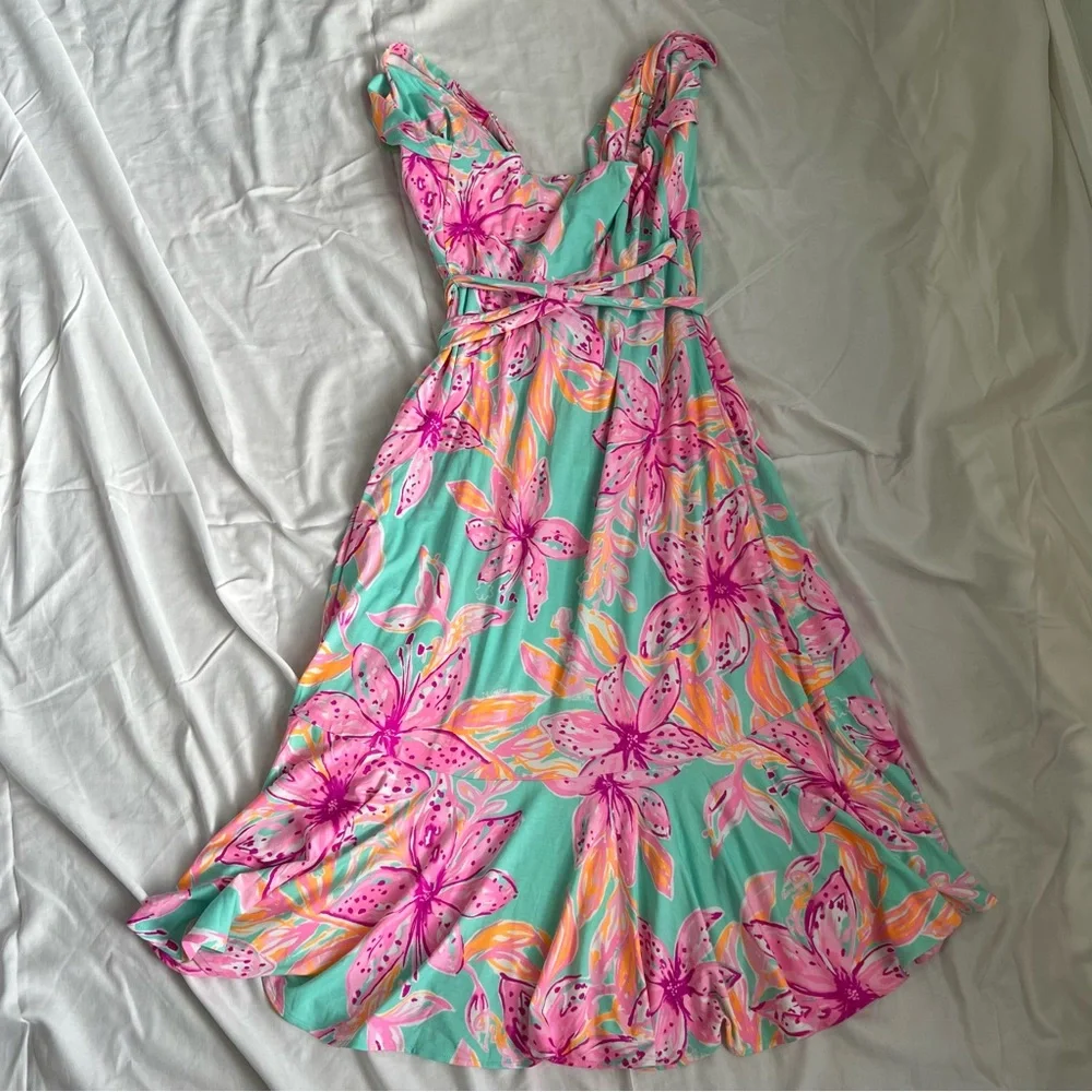 Lilly Pulitzer Fontaine Wrap Dress Bonita Blooms Blue Pink NWT Medium - Picture 8 of 9